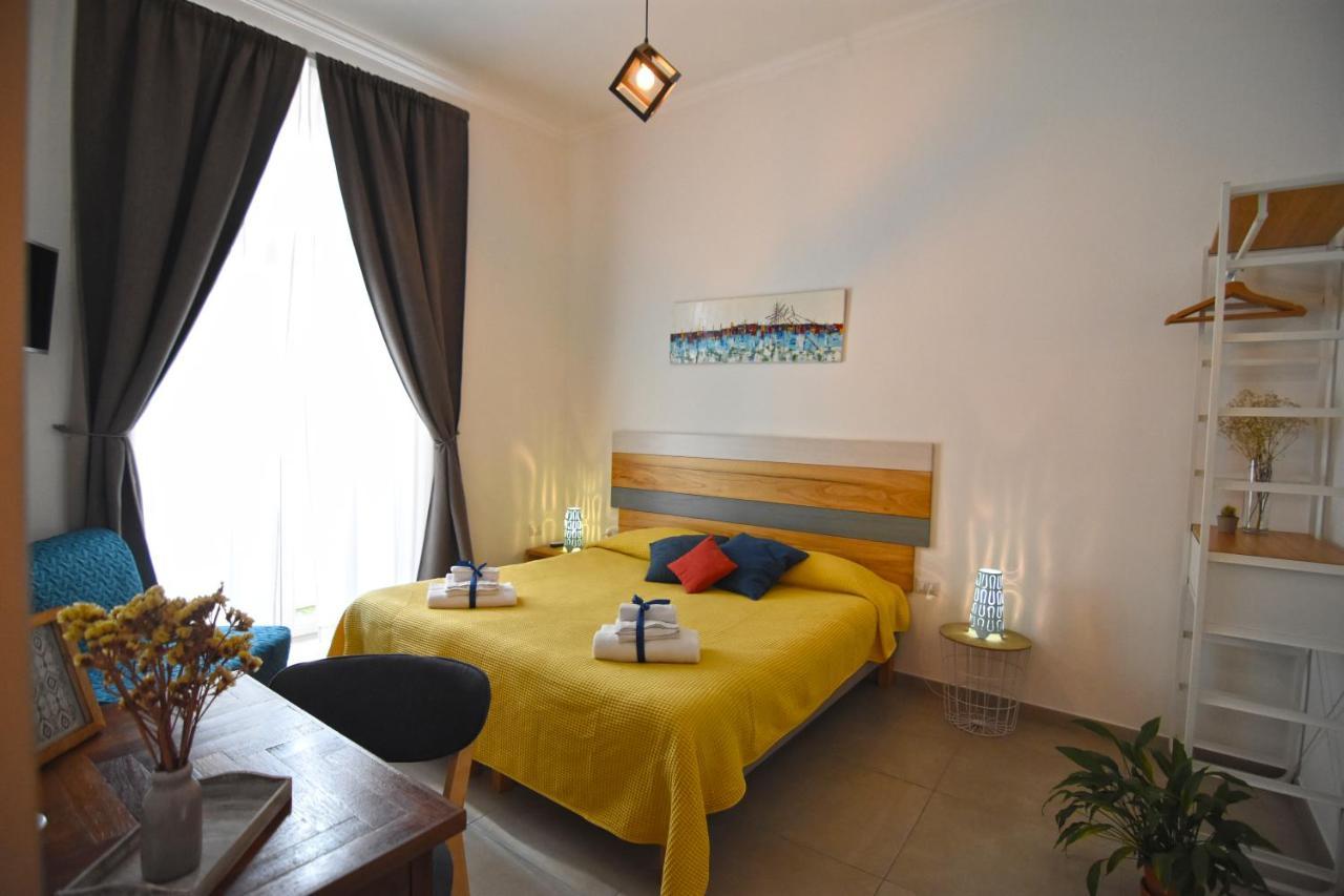 Crianza B&B Napoli Ngoại thất bức ảnh