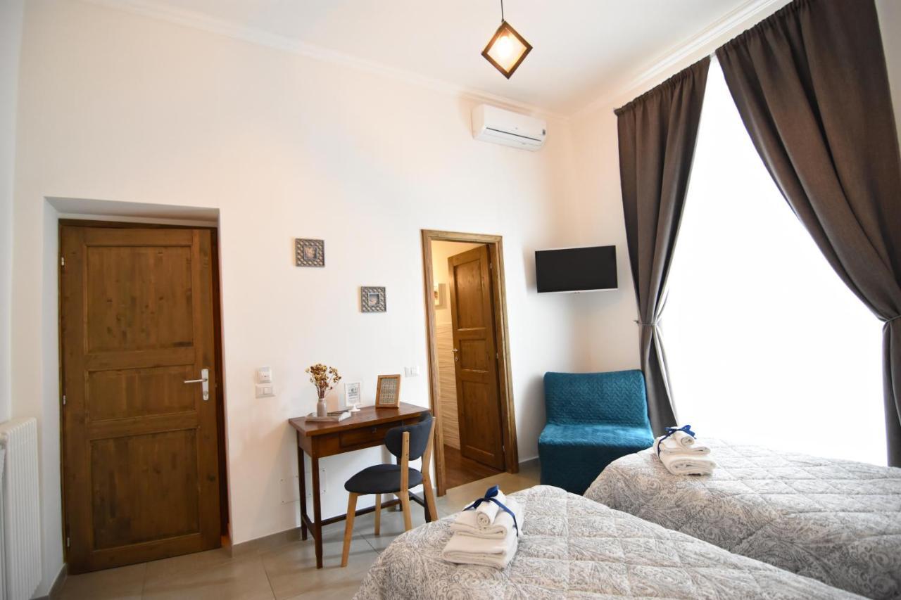 Crianza B&B Napoli Ngoại thất bức ảnh